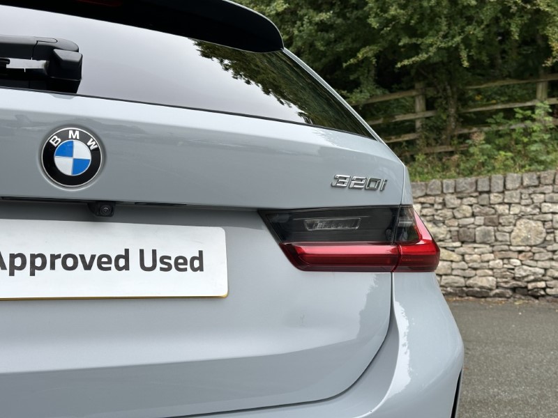 2024 (24) BMW 3 SERIES 320i M Sport 5dr Touring  5817126