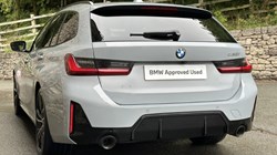 2024 (24) BMW 3 SERIES 320i M Sport 5dr Touring 5817127
