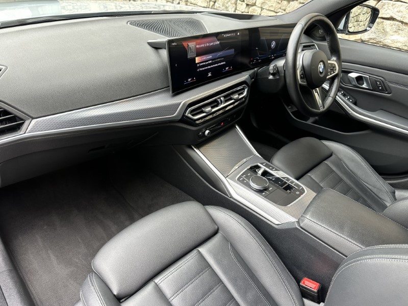 2024 (24) BMW 3 SERIES 320i M Sport 5dr Touring  5817159