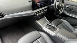 2024 (24) BMW 3 SERIES 320i M Sport 5dr Touring 5817159
