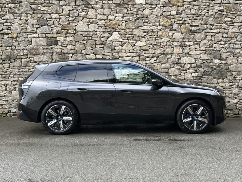 2022 (72) BMW iX xDrive40 M Sport Edition  5817390