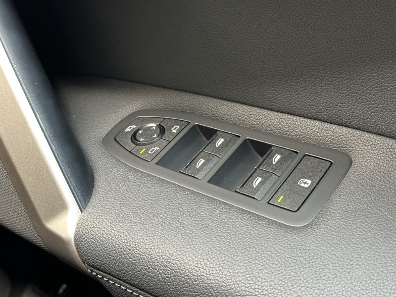 2022 (72) BMW iX xDrive40 M Sport Edition  5817404