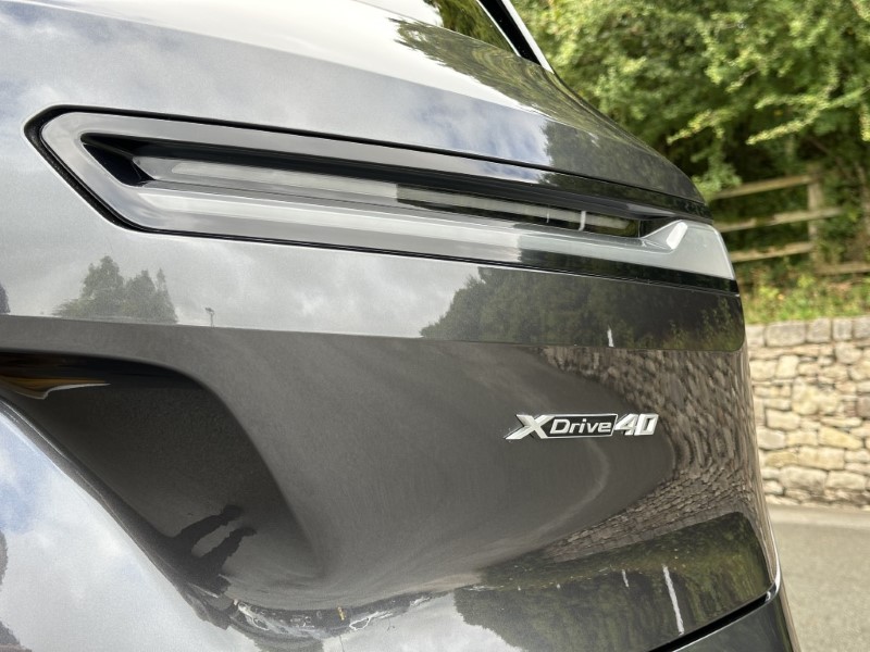 2022 (72) BMW iX xDrive40 M Sport Edition  5817398