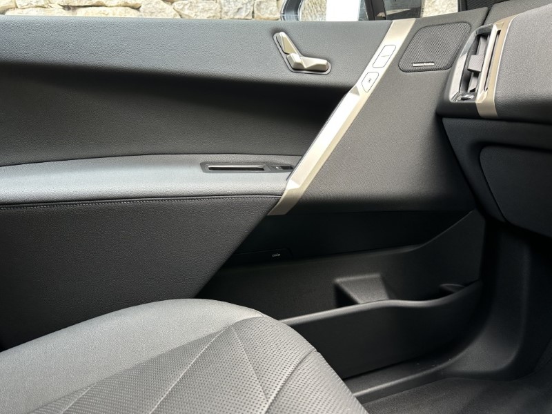 2022 (72) BMW iX xDrive40 M Sport Edition  5817403