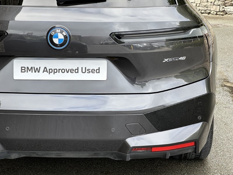 2022 (72) BMW iX xDrive40 M Sport Edition  5817397