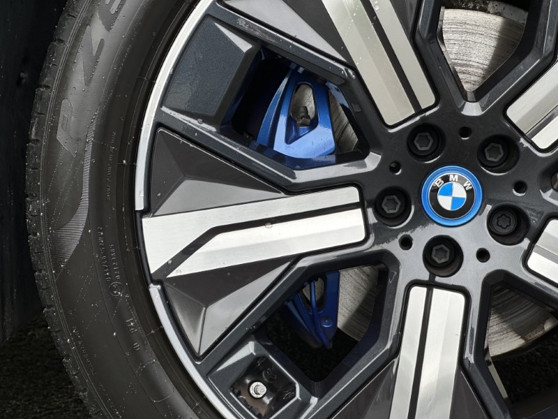 2022 (72) BMW iX xDrive40 M Sport Edition  5817457