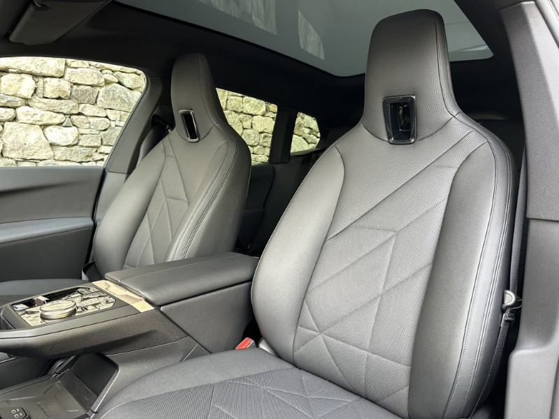 2022 (72) BMW iX xDrive40 M Sport Edition  5817420
