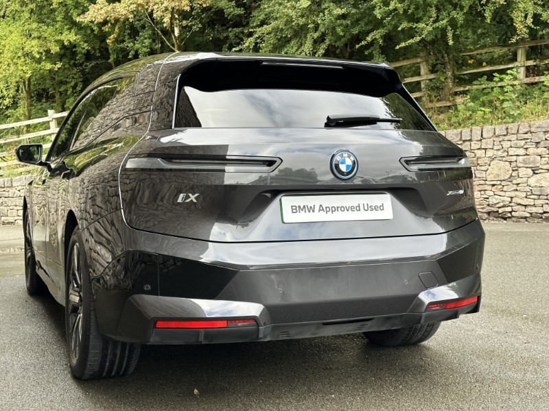 2022 (72) BMW iX xDrive40 M Sport Edition  5817391