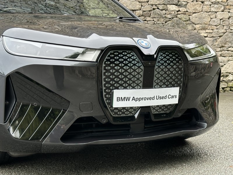 2022 (72) BMW iX xDrive40 M Sport Edition  5817448