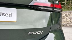 2025 (75) BMW 2 SERIES 220i MHT Sport 5dr DCT 5806601