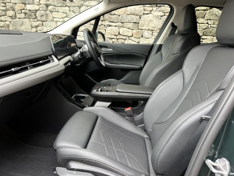 2025 (75) BMW 2 SERIES 220i MHT Sport 5dr DCT 5806624