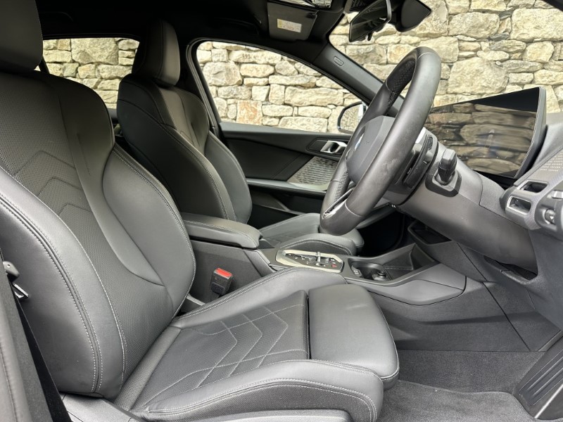 2025 (75) BMW 1 SERIES 120 M Sport 5dr  5789337
