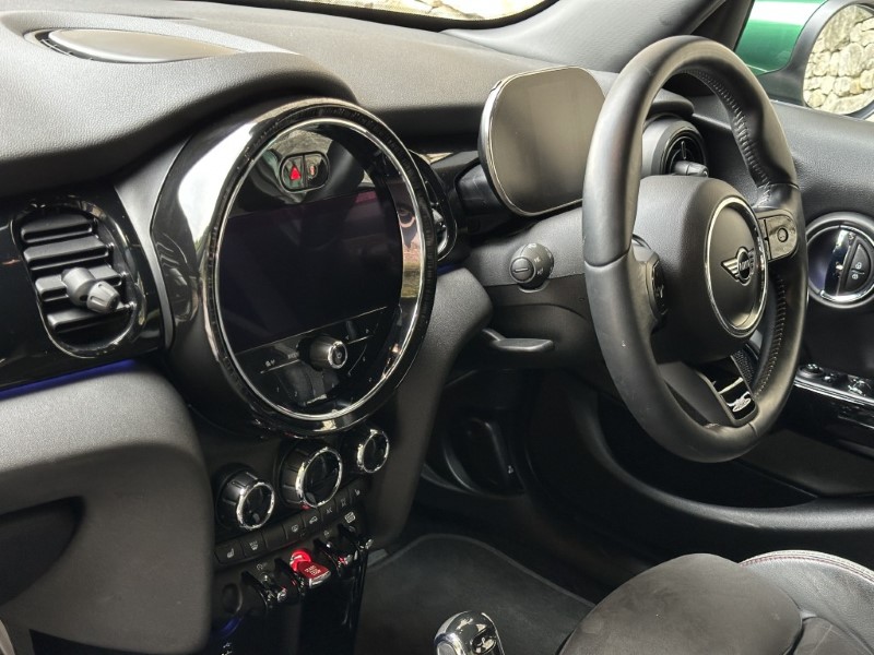 2023 (73) MINI HATCHBACK 1.5 Cooper Sport Premium 5dr Auto 5805997