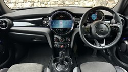 2023 (73) MINI HATCHBACK 1.5 Cooper Sport Premium 5dr Auto 5806011