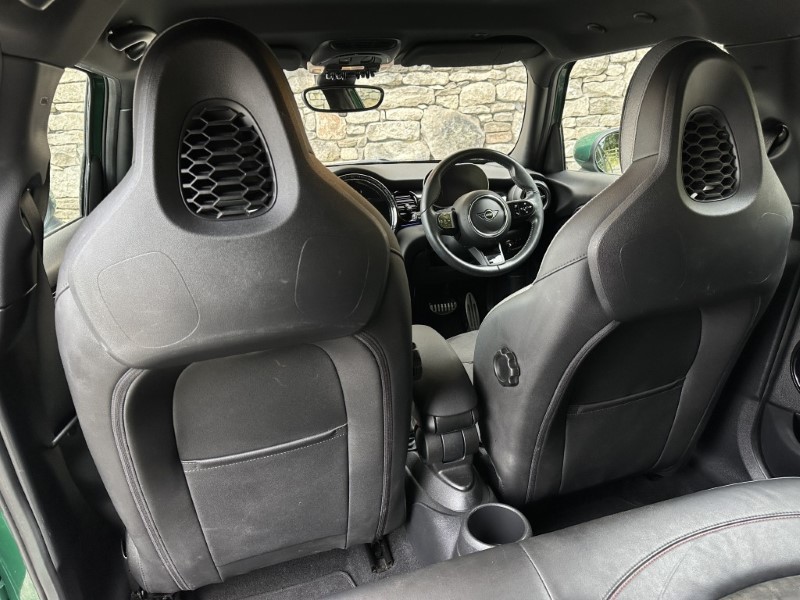 2023 (73) MINI HATCHBACK 1.5 Cooper Sport Premium 5dr Auto 5806006
