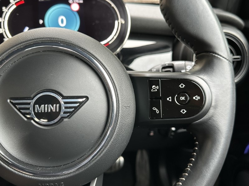 2023 (73) MINI HATCHBACK 1.5 Cooper Sport Premium 5dr Auto 5805989