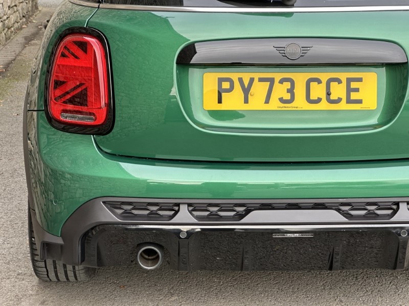 2023 (73) MINI HATCHBACK 1.5 Cooper Sport Premium 5dr Auto 5805970