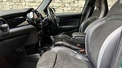2023 (73) MINI HATCHBACK 1.5 Cooper Sport Premium 5dr Auto 5805995