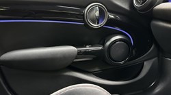 2023 (73) MINI HATCHBACK 1.5 Cooper Sport Premium 5dr Auto 5805981