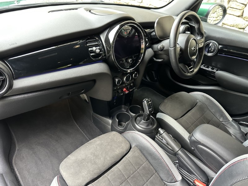2023 (73) MINI HATCHBACK 1.5 Cooper Sport Premium 5dr Auto 5805996