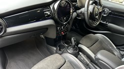 2023 (73) MINI HATCHBACK 1.5 Cooper Sport Premium 5dr Auto 5805996
