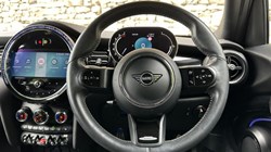 2023 (73) MINI HATCHBACK 1.5 Cooper Sport Premium 5dr Auto 5806009