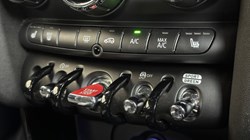 2023 (73) MINI HATCHBACK 1.5 Cooper Sport Premium 5dr Auto 5805987