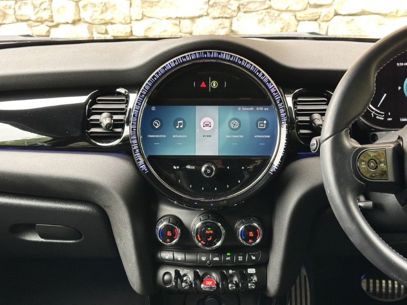 2023 (73) MINI HATCHBACK 1.5 Cooper Sport Premium 5dr Auto 5806012