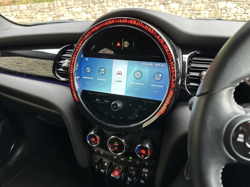 2023 (73) MINI HATCHBACK 1.5 Cooper Sport Premium 5dr Auto 5806023
