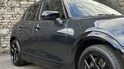 2025 (74) MINI COOPER 1.5 C Sport 5dr Auto 5823100
