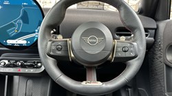2025 (74) MINI COOPER 1.5 C Sport 5dr Auto 5823070