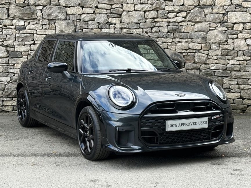 2025 (74) MINI COOPER 1.5 C Sport 5dr Auto