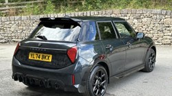 2025 (74) MINI COOPER 1.5 C Sport 5dr Auto 5823102