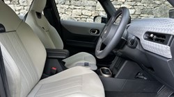 2026 (75) MINI COOPER 1.5 C Exclusive 5dr Auto 5821736