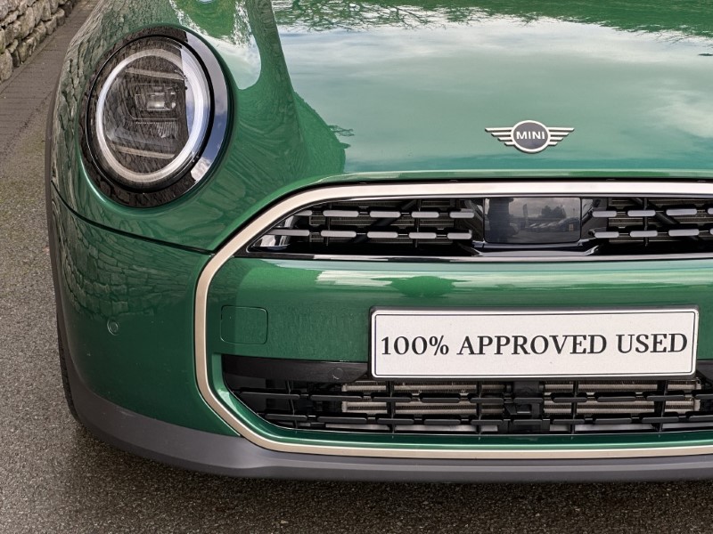 2026 (75) MINI COOPER 1.5 C Exclusive 5dr Auto 5821749