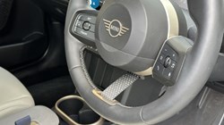 2026 (75) MINI COOPER 1.5 C Exclusive 5dr Auto 5821735