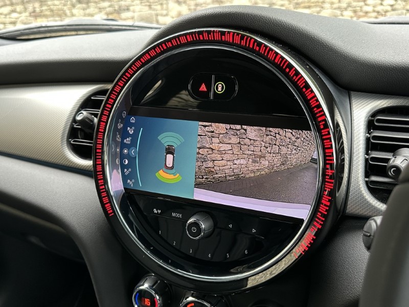 2022 (72) MINI HATCHBACK 1.5 Cooper Exclusive 5dr Auto 5848764