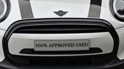 2022 (72) MINI HATCHBACK 1.5 Cooper Exclusive 5dr Auto 5848758