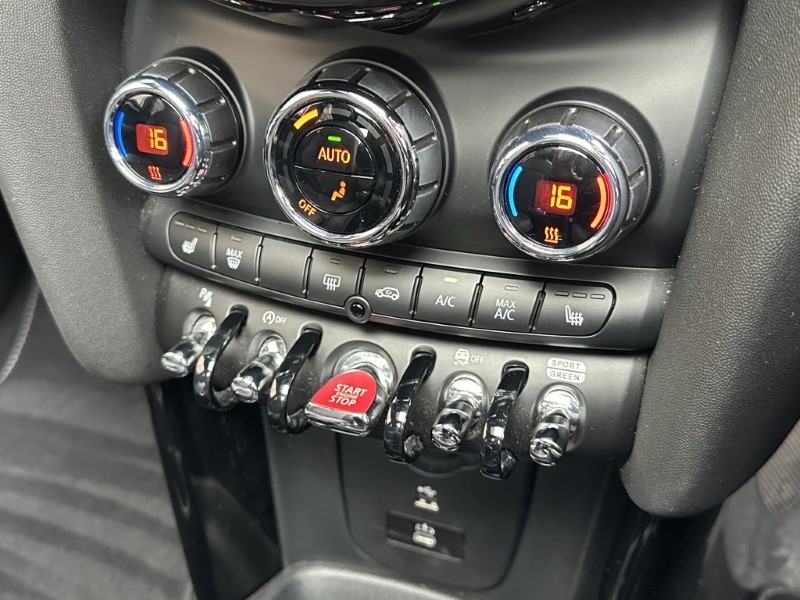 2022 (72) MINI HATCHBACK 1.5 Cooper Exclusive 5dr Auto 5848715