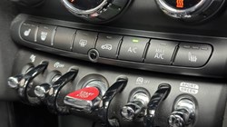 2022 (72) MINI HATCHBACK 1.5 Cooper Exclusive 5dr Auto 5848714