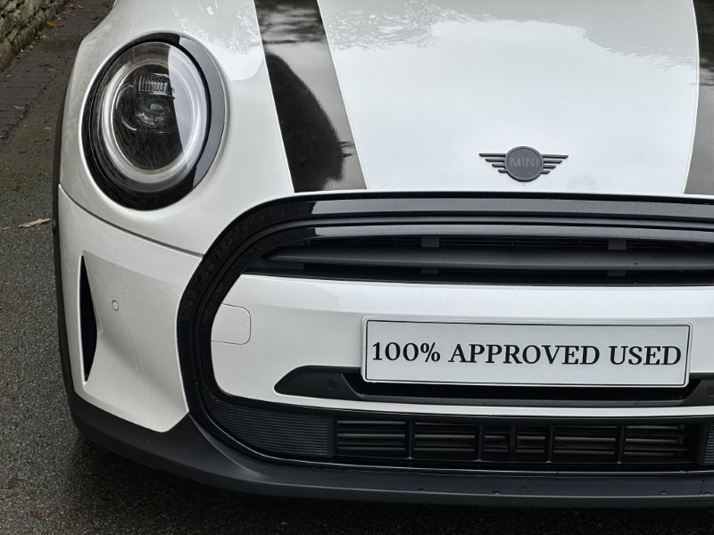 2022 (72) MINI HATCHBACK 1.5 Cooper Exclusive 5dr Auto 5848720