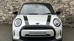 2022 (72) MINI HATCHBACK 1.5 Cooper Exclusive 5dr Auto 5848754