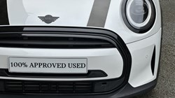 2022 (72) MINI HATCHBACK 1.5 Cooper Exclusive 5dr Auto 5848721