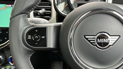 2022 (72) MINI HATCHBACK 1.5 Cooper Exclusive 5dr Auto 5848718