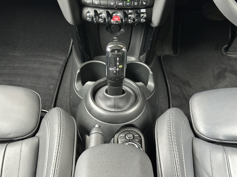 2022 (72) MINI HATCHBACK 1.5 Cooper Exclusive 5dr Auto 5848749