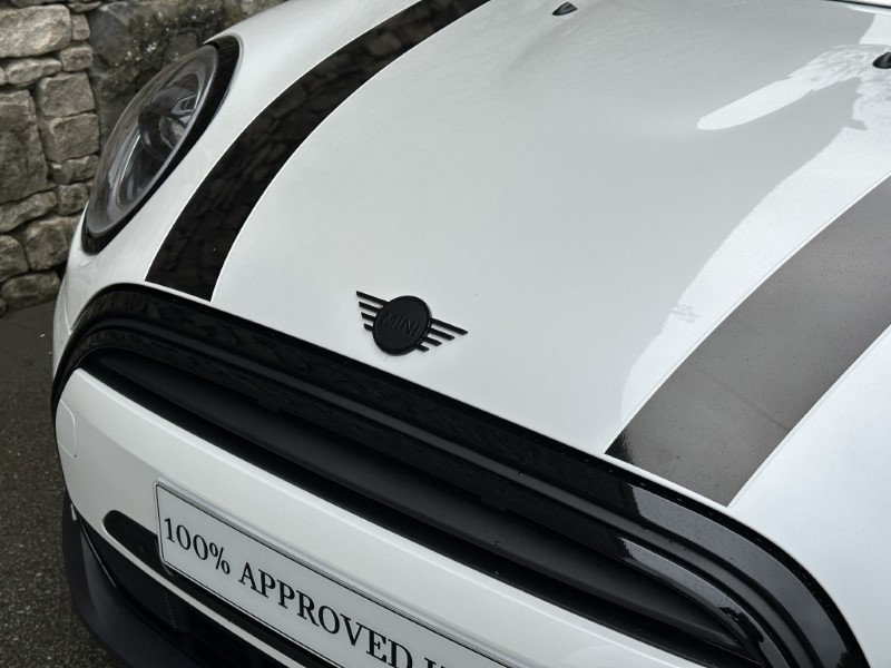 2022 (72) MINI HATCHBACK 1.5 Cooper Exclusive 5dr Auto 5848722