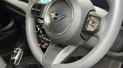 2023 (23) MINI HATCHBACK 1.5 Cooper Classic 3dr Auto 5842903
