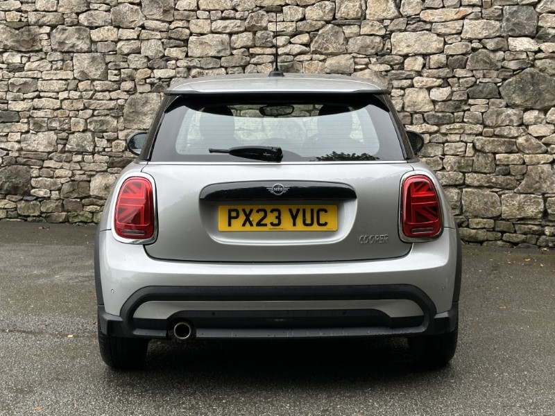 2023 (23) MINI HATCHBACK 1.5 Cooper Classic 3dr Auto 5844820