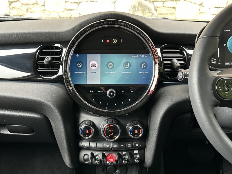 2023 (23) MINI HATCHBACK 1.5 Cooper Classic 3dr Auto 5842917