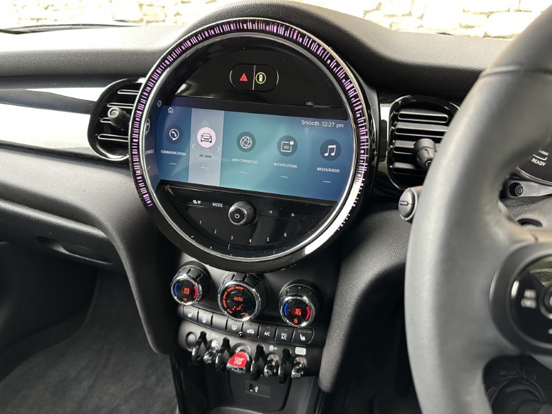 2023 (23) MINI HATCHBACK 1.5 Cooper Classic 3dr Auto 5842902